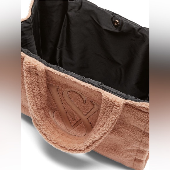 Vitoria Secret plush tote bag - Picture 4 of 7